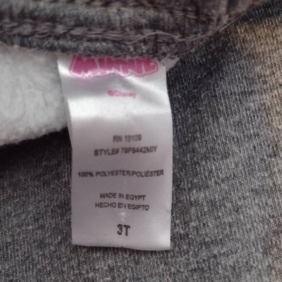 Three pairs of long pants and one pair of pretty pink shorts, size 2T and 3T - Picture 7 of 13